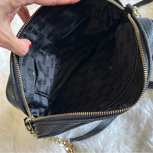 Michael Kors black leather crossbody bag - Picture 7 of 14